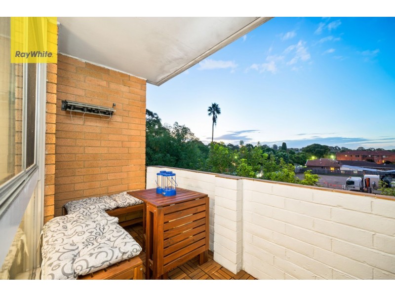 8/64 Sproule Street, Lakemba NSW 2195