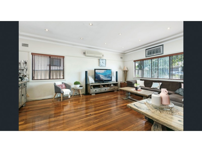 36. Warwick St, Punchbowl NSW 2196
