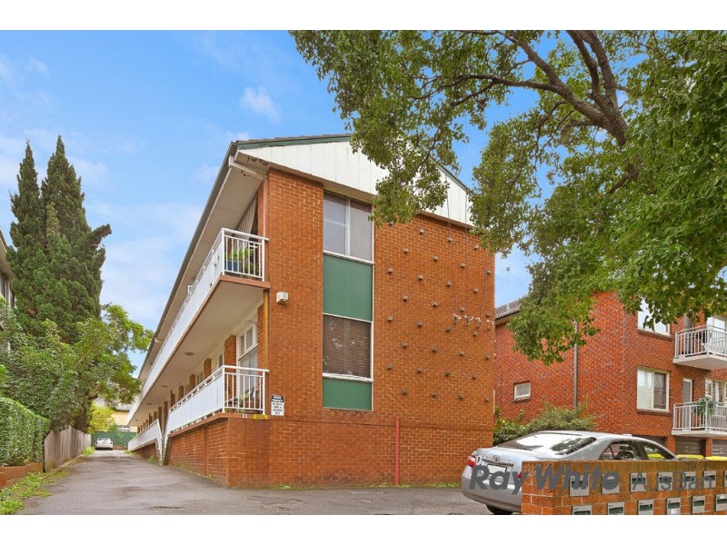 6/11 Queensborough Road, Croydon Park NSW 2133