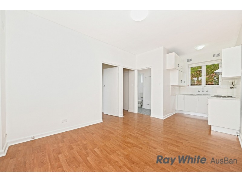 6/11 Queensborough Road, Croydon Park NSW 2133