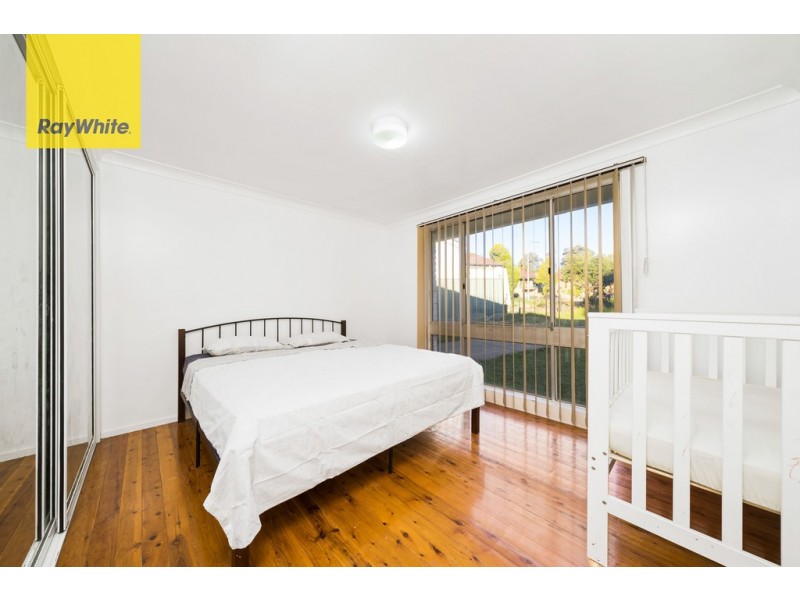 51 Randall avenue, Minto NSW 2566