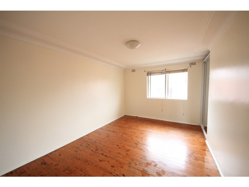 3/6 Holland Pl, Lakemba NSW 2195