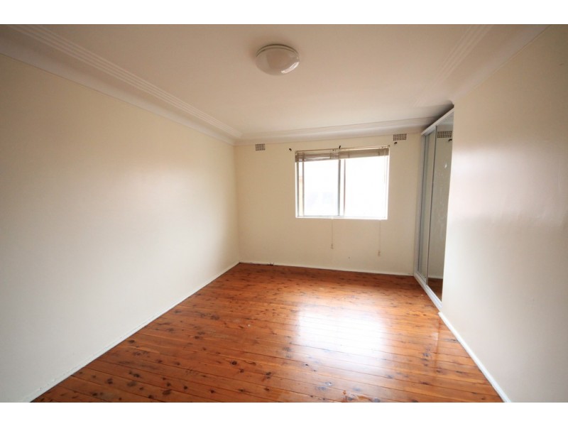 3/6 Holland Pl, Lakemba NSW 2195