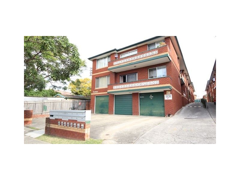 13./2 Fairmount Street, Lakemba NSW 2195