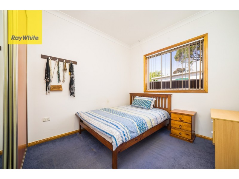 13 Vivienne Ave, Lakemba NSW 2195