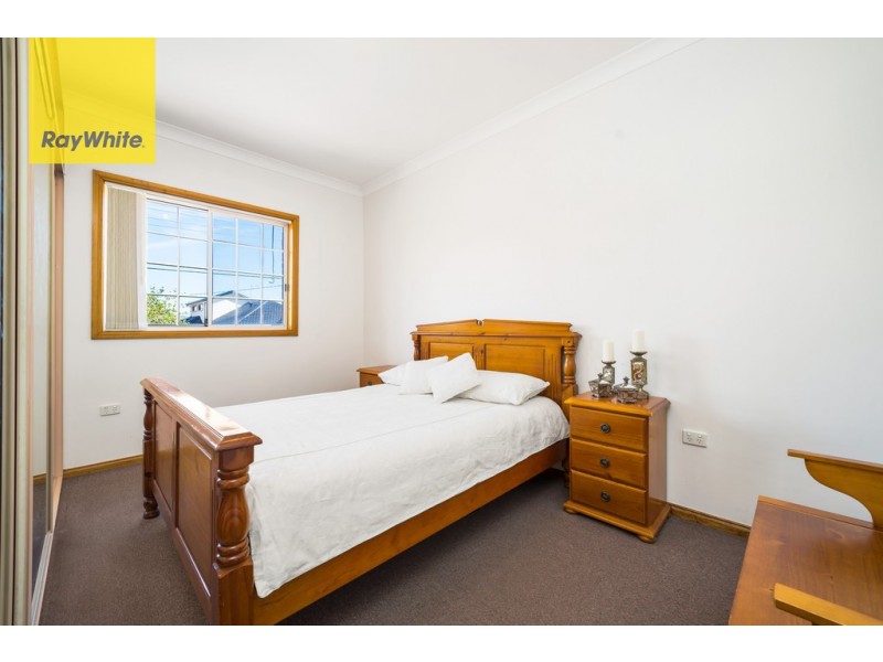 13 Vivienne Ave, Lakemba NSW 2195