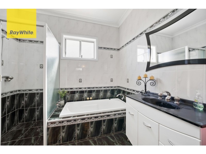 13 Vivienne Ave, Lakemba NSW 2195