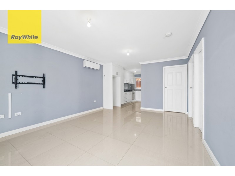 13 Vivienne Ave, Lakemba NSW 2195