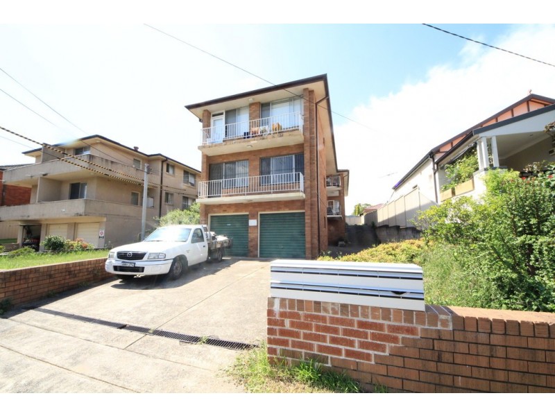 1./108 Ernest Street, Lakemba NSW 2195