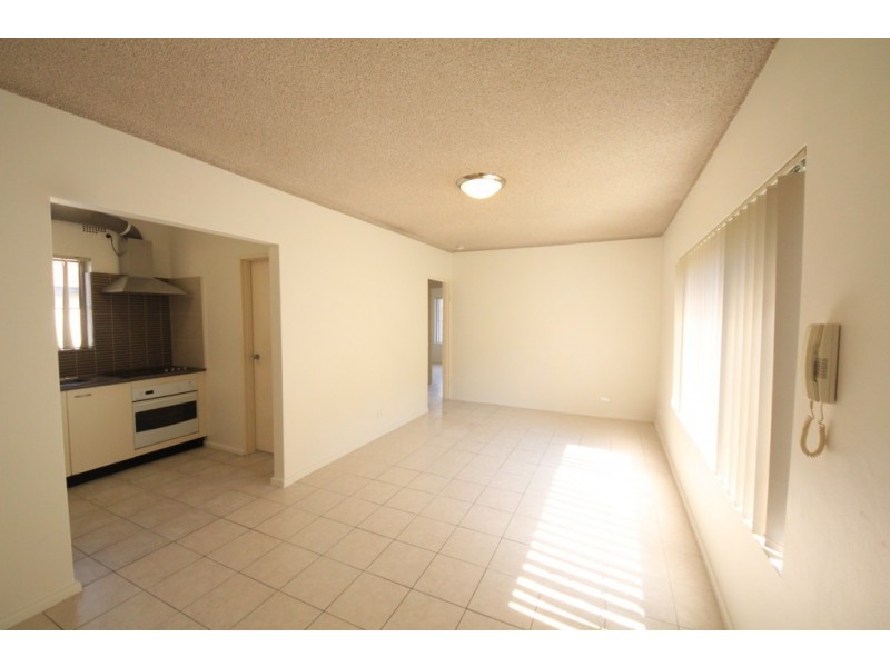 1./108 Ernest Street, Lakemba NSW 2195