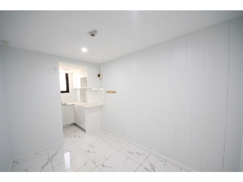 9 HAMPDEN ROAD, Lakemba NSW 2195