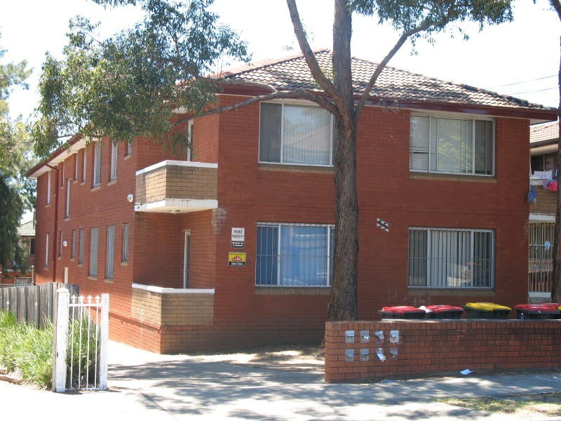 Unit 4 /55 Colin Street, Lakemba NSW 2195