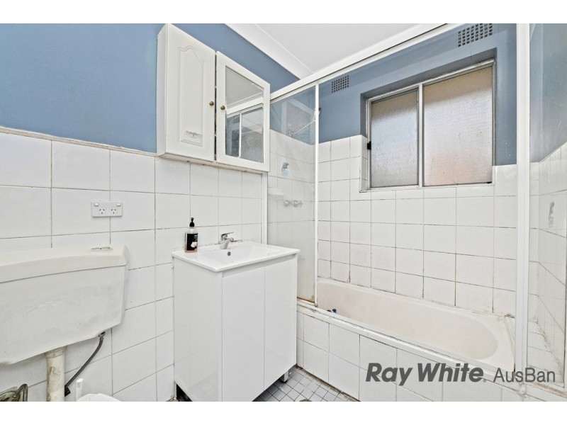 6/30 Colin St, Lakemba NSW 2195