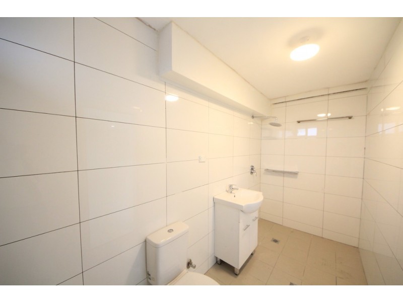 9 HAMPDEN ROAD, Lakemba NSW 2195