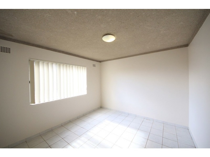 1/13 Wangee Rd, Lakemba NSW 2195