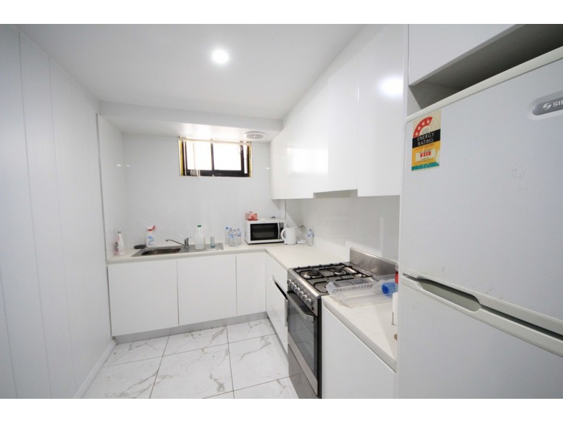 9. HAMPDEN ROAD, Lakemba NSW 2195