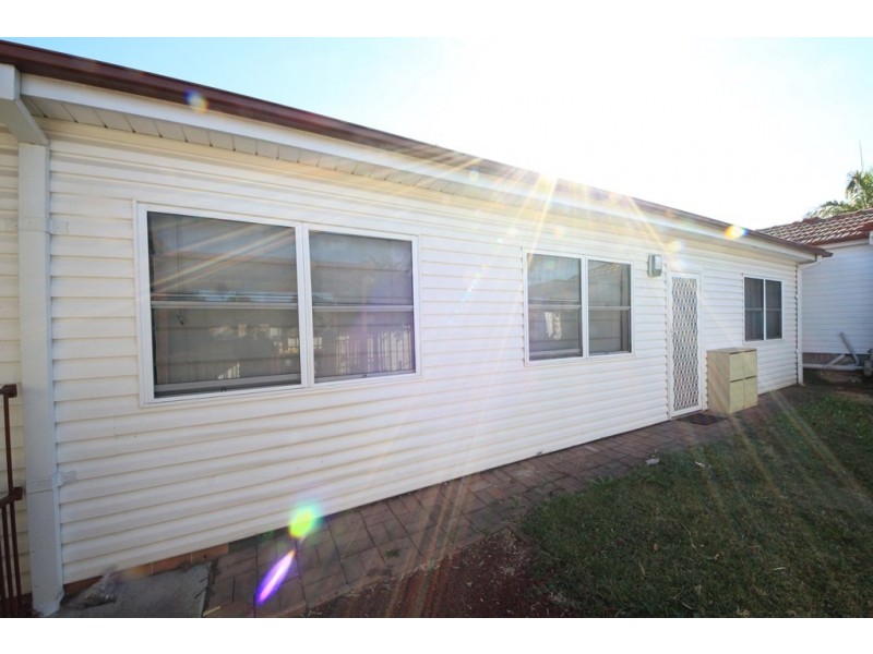 75 McCredie Rd, Guildford NSW 2161