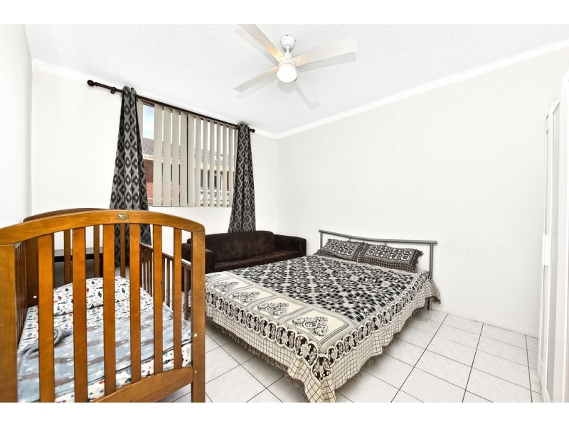 4/42. Fairmount St, Lakemba NSW 2195