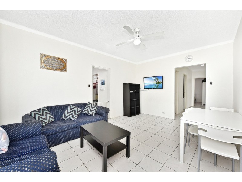 4/42. Fairmount St, Lakemba NSW 2195