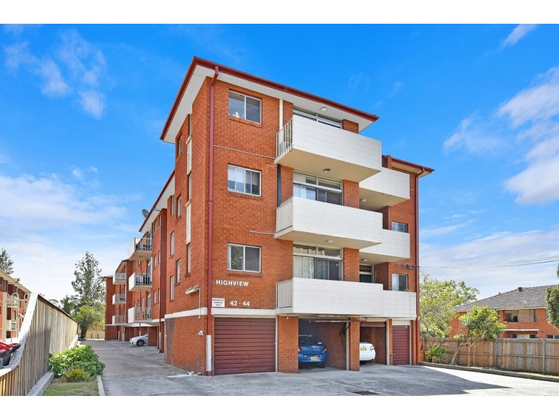 4/42. Fairmount St, Lakemba NSW 2195