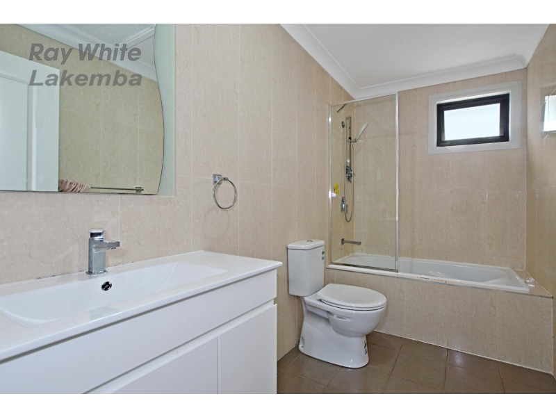 5/2 Jaclyn Street, Ingleburn NSW 2565