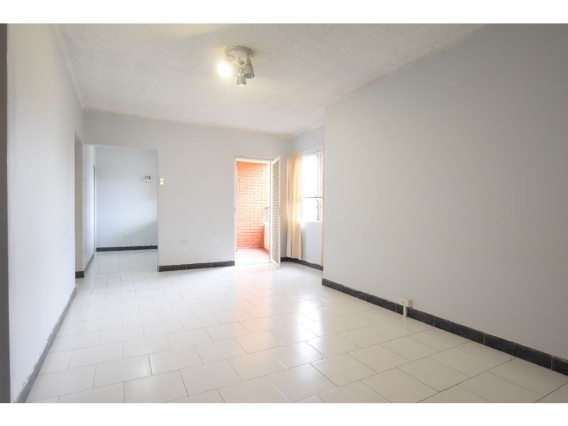 2/117 ERNEST ST, Lakemba NSW 2195