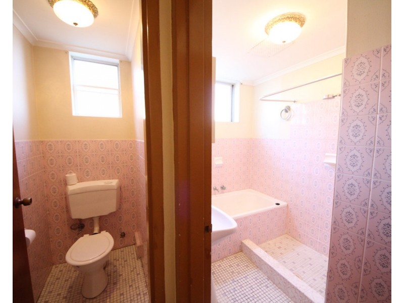 1/113 Sproule St, Lakemba NSW 2195