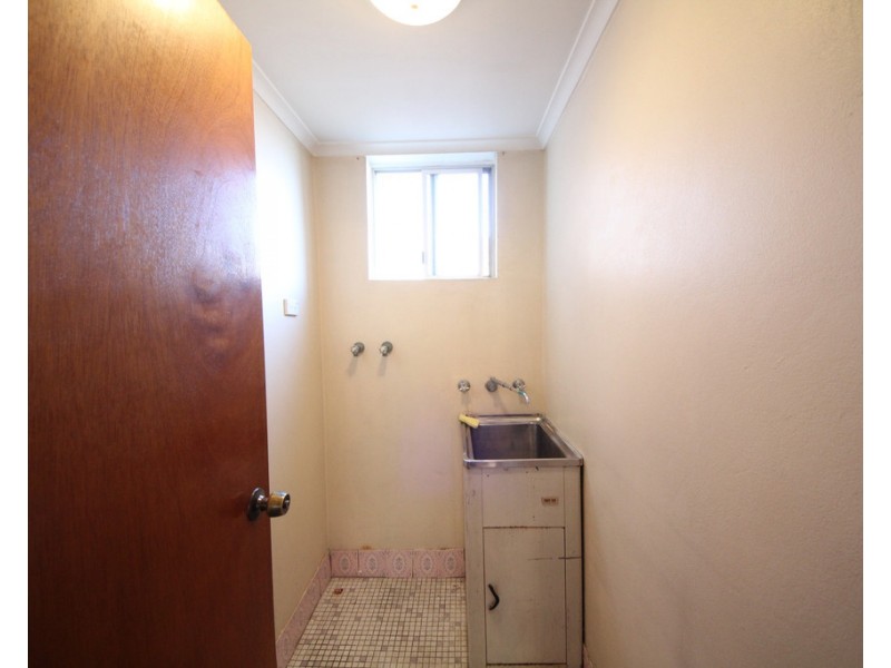 1/113 Sproule St, Lakemba NSW 2195