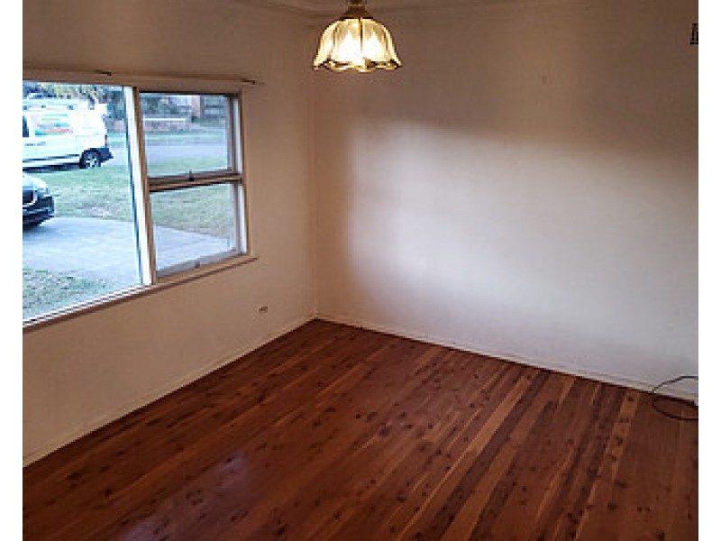 44, Myee Road, Macquarie Fields NSW 2564