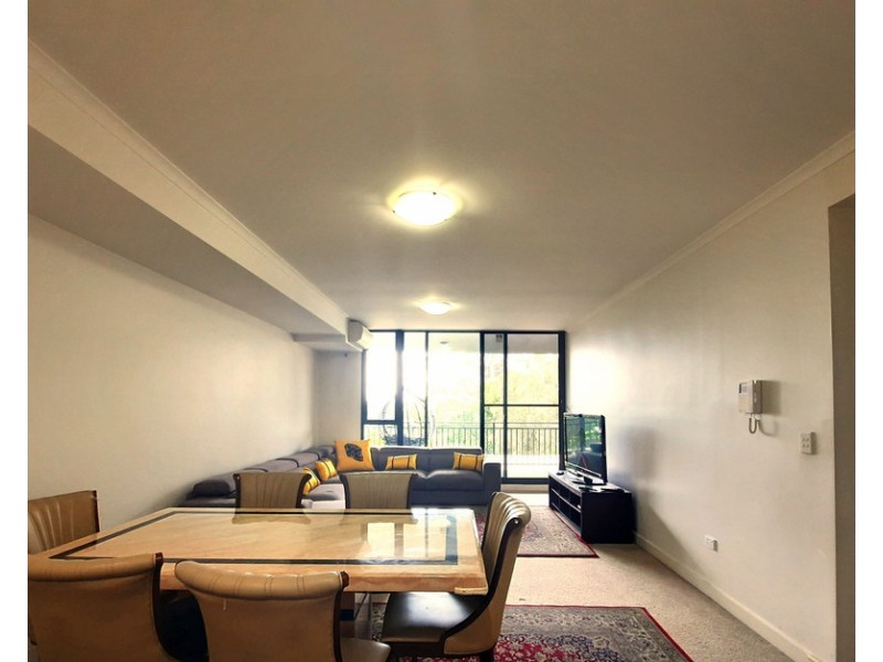 302 / 5 HAMPDEN RD, Lakemba NSW 2195