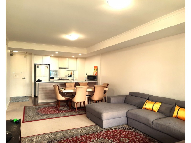 302 / 5 HAMPDEN RD, Lakemba NSW 2195