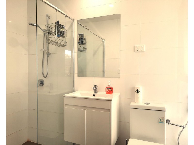 302 / 5 HAMPDEN RD, Lakemba NSW 2195