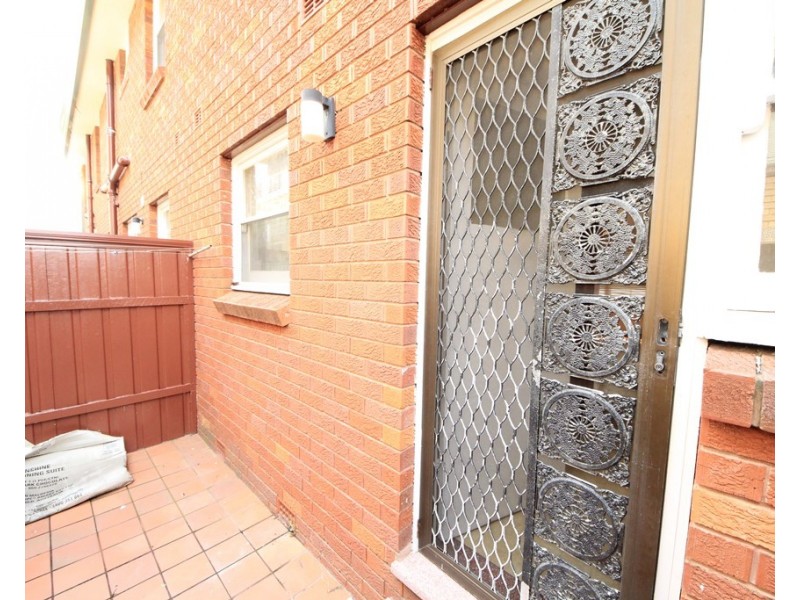 4/30. McKern Street, Campsie NSW 2194