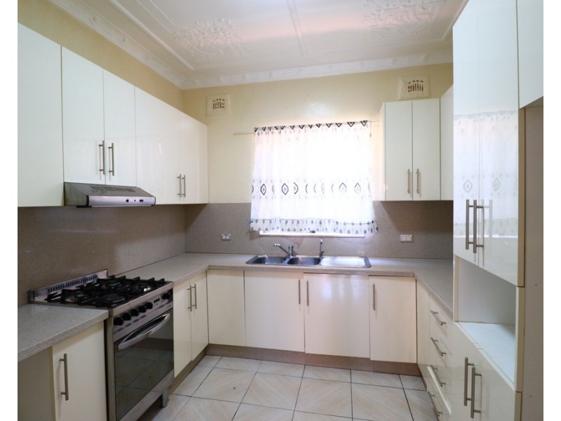 5 Willeroo Street, Lakemba NSW 2195