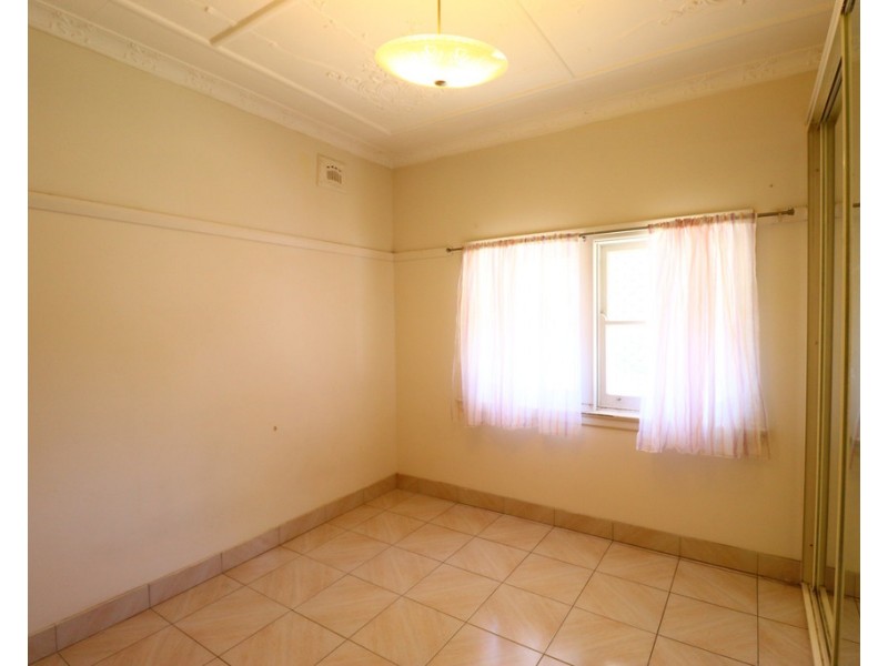 5 Willeroo Street, Lakemba NSW 2195