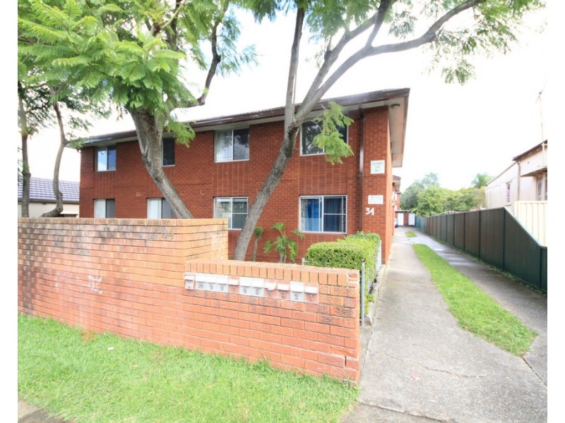 3/34. BENAROON ROAD, Lakemba NSW 2195