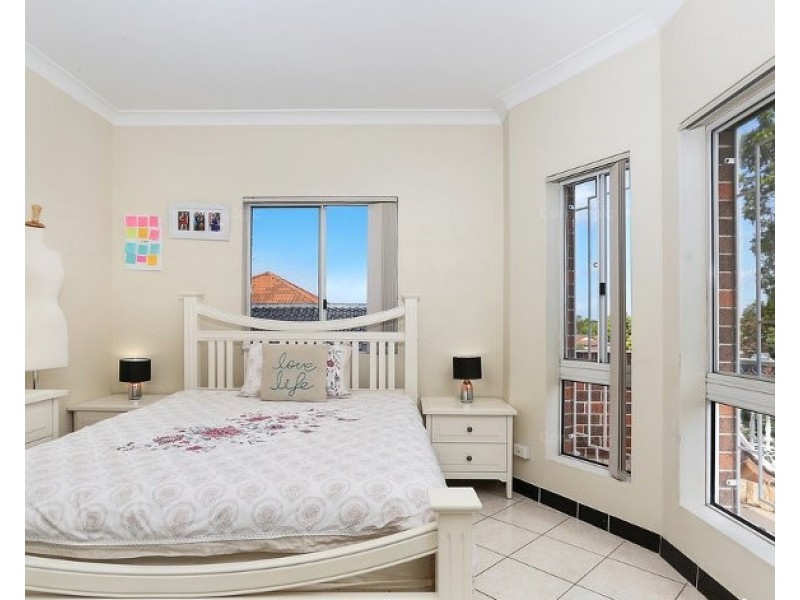 2A BUNGALOW ROAD, Roselands NSW 2196