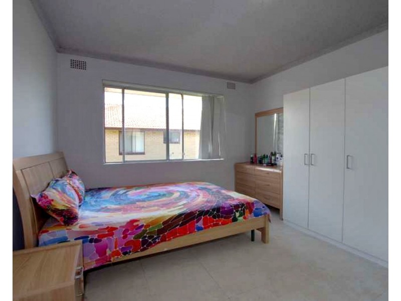 11/207 HALDON ST, Lakemba NSW 2195