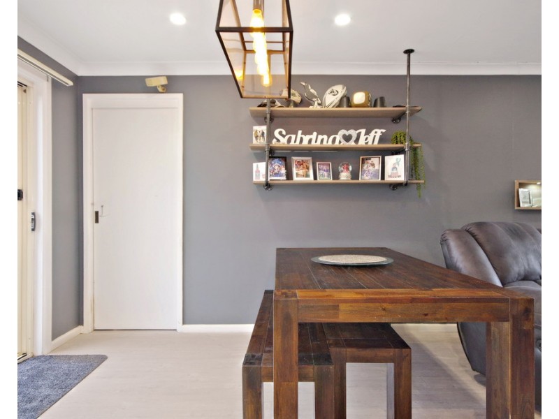 4 Muir Place, St Andrews NSW 2566