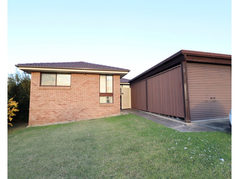 5 Amundsen St, Leumeah NSW 2560