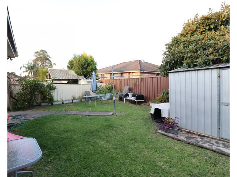 5 Amundsen St, Leumeah NSW 2560