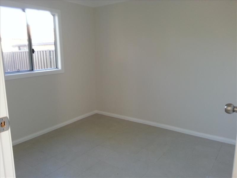 18 Vivienne Ave, Lakemba NSW 2195