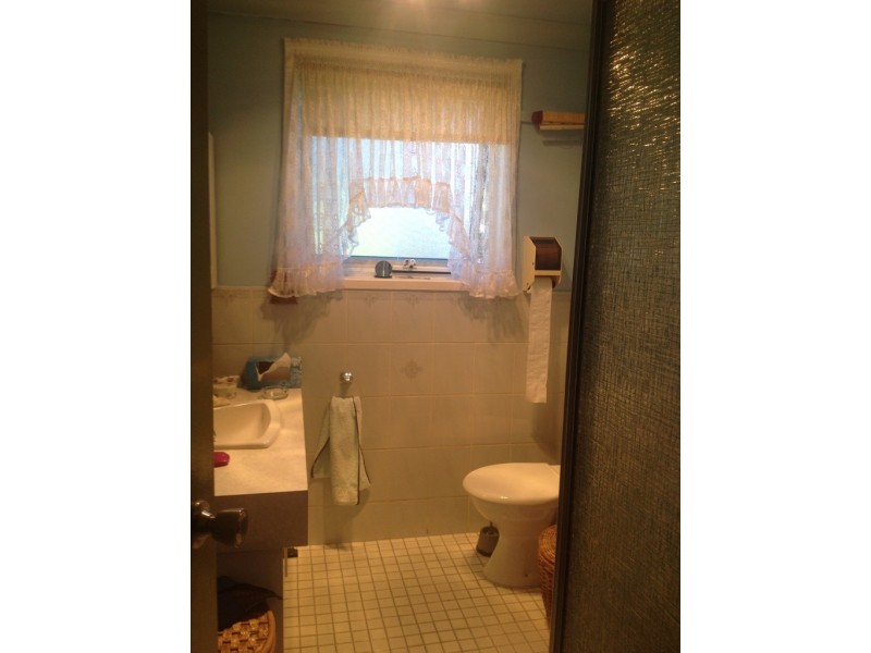 32 Bluett Cre, Doonside NSW 2767