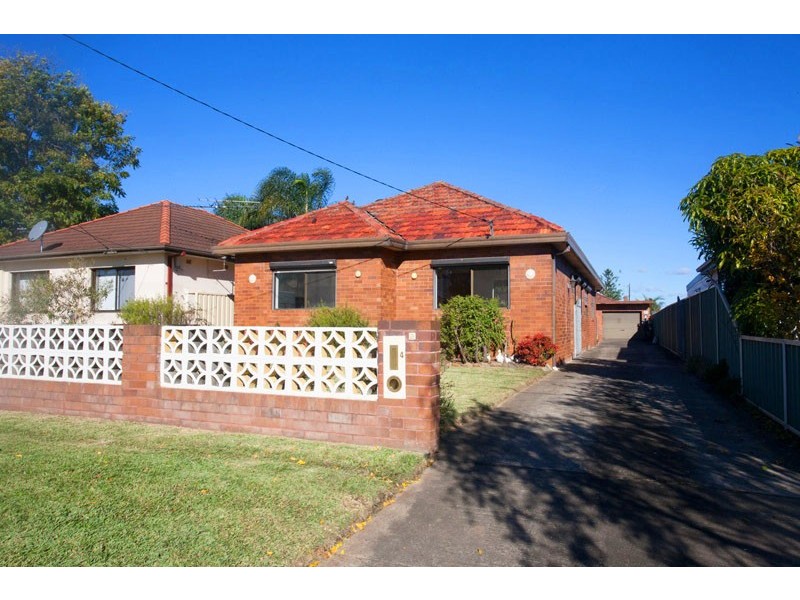 4 Weyland, Punchbowl NSW 2196
