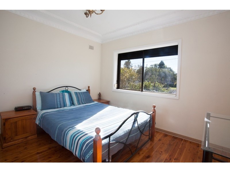 4 Weyland, Punchbowl NSW 2196