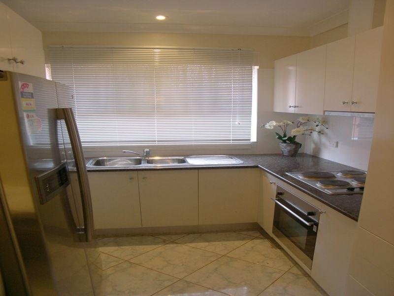 8/4 Boorea Ave, Lakemba NSW 2195