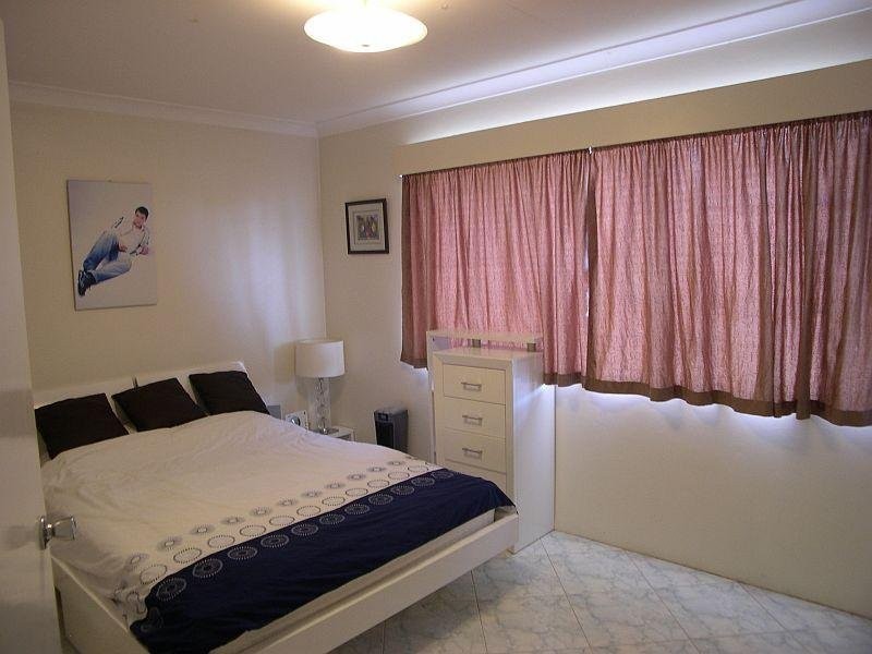 8/4 Boorea Ave, Lakemba NSW 2195