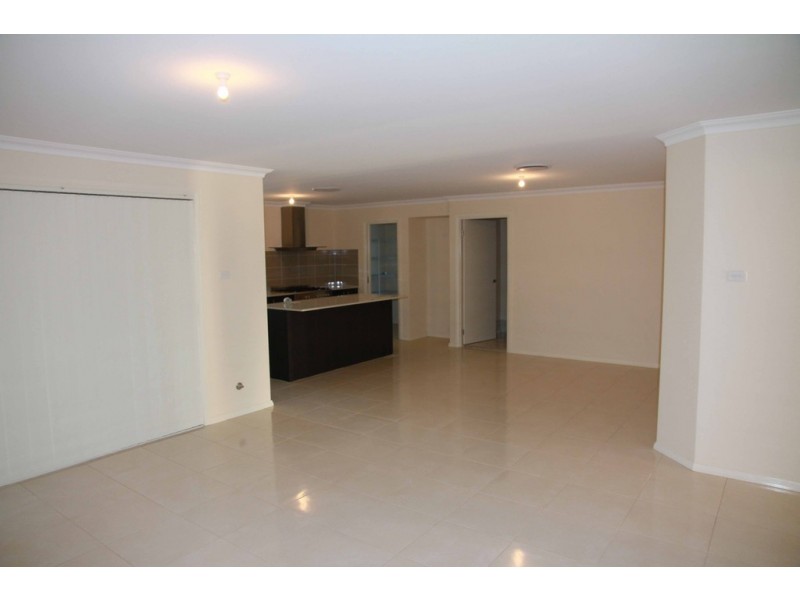 156 Ingleburn Road, Ingleburn NSW 2565