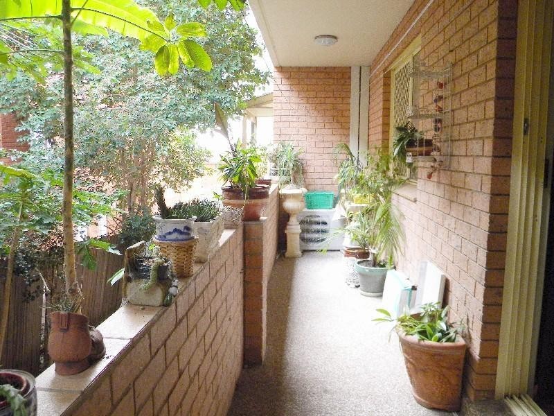 2/21 Fairmount Street, Lakemba NSW 2195