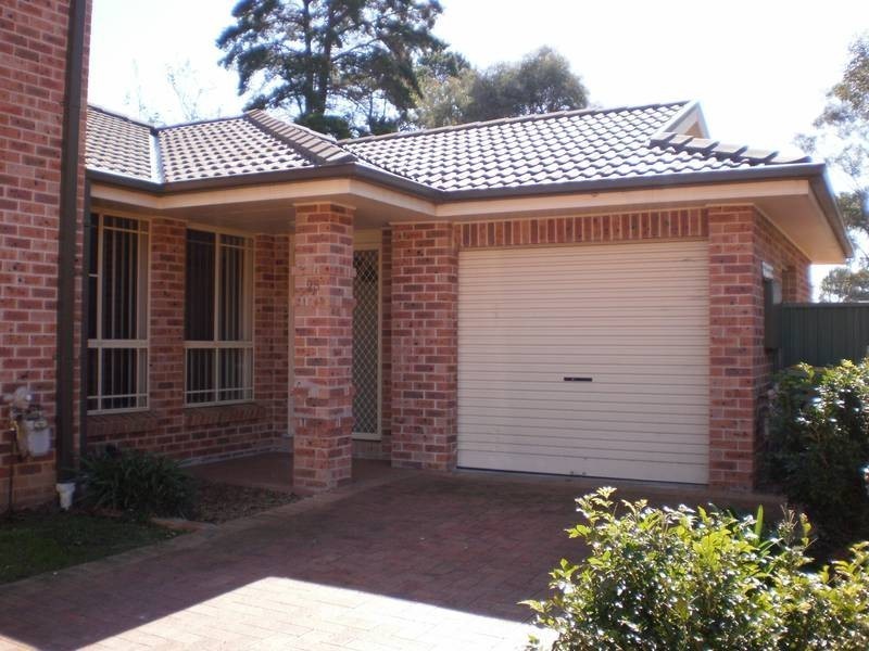 28/39 Regentville Road, Glenmore Park NSW 2745